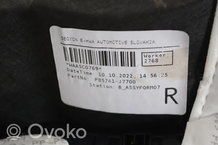 KIA Xceed Boczek / Tapicerka / bagażnika 85740J7700WK