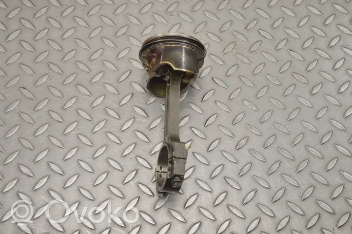 GMC Sierra 1000 Piston 