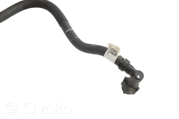 Volkswagen Golf VIII Tuyau d'alimentation conduite de carburant 05C133723AC