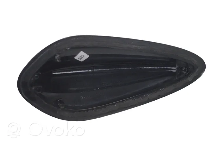 BMW 5 G30 G31 Copertura dell’antenna tetto (GPS) 