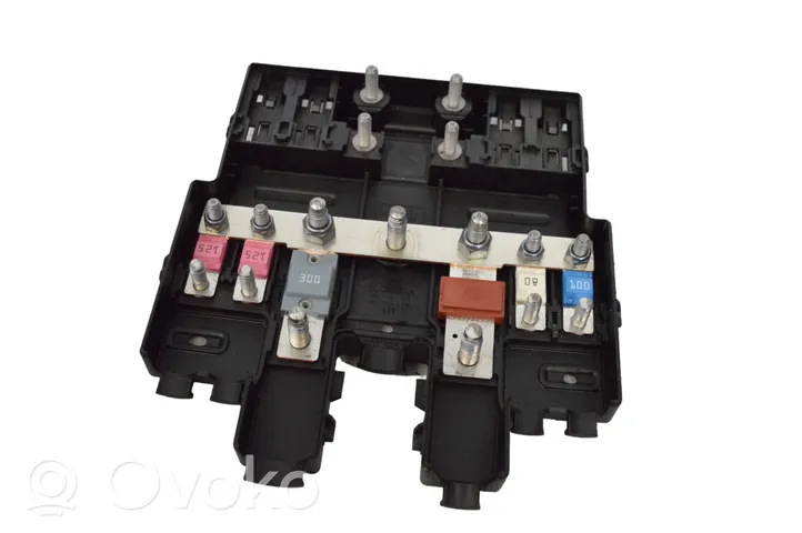 Mercedes-Benz Sprinter W907 W910 Fuse box set A9075409482