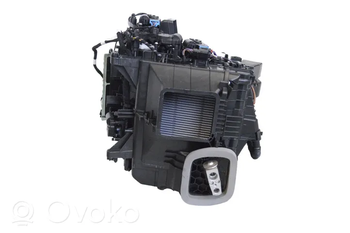Skoda Enyaq iV Scatola climatizzatore riscaldamento abitacolo assemblata T40821C