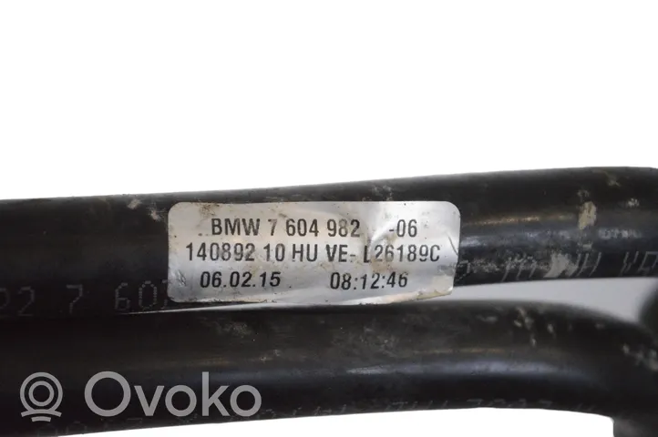 BMW 4 F32 F33 Moottorin vesijäähdytyksen putki/letku 7604982