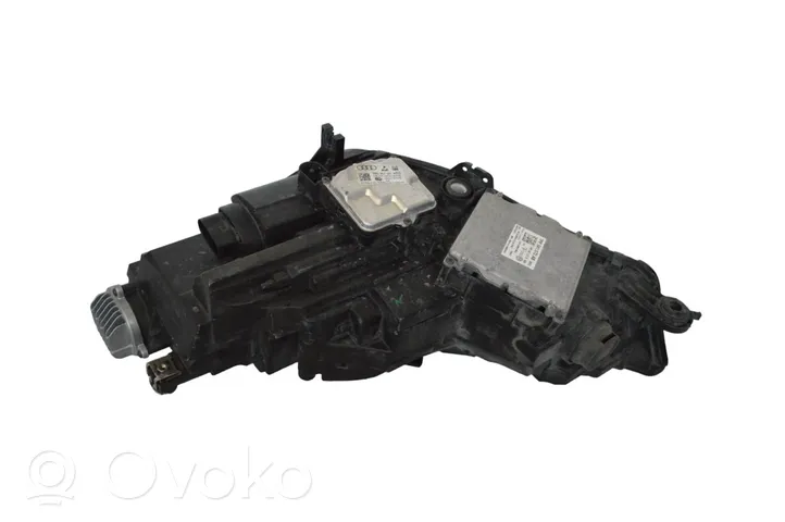 Audi A4 S4 B9 Lampa przednia 8W0941034