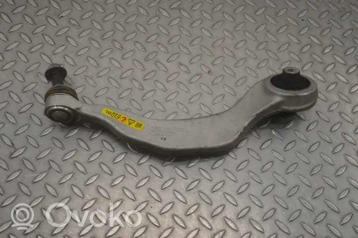 BMW 8 G15 Brazo de suspensión delantero 6886911