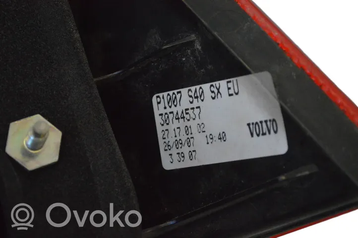 Volvo S40 Galinis žibintas kėbule 30744537