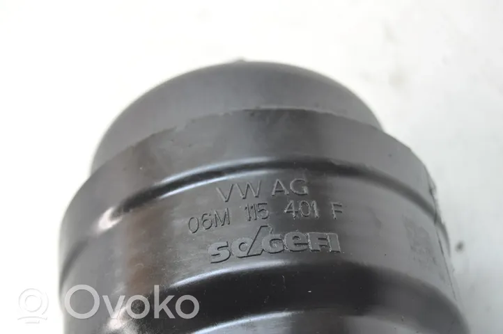 Volkswagen Touareg II Coperchio del filtro dell’olio 06M115401F