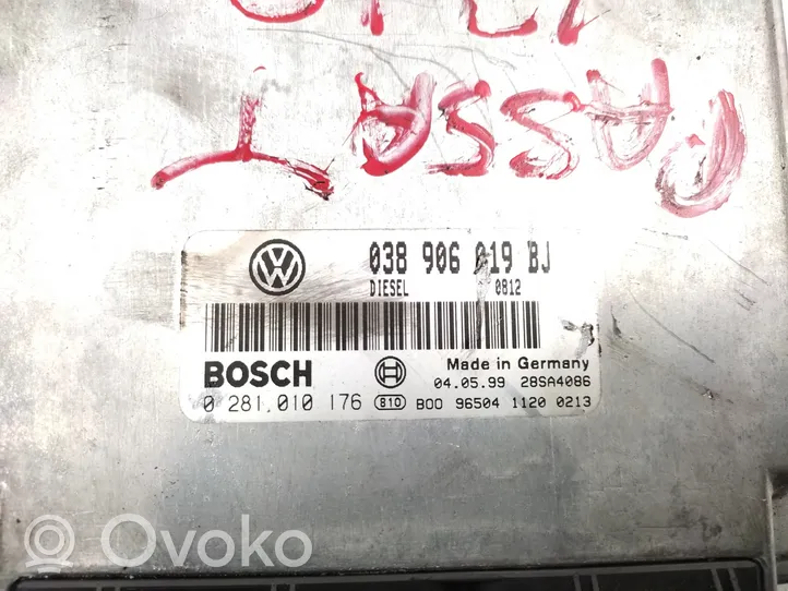 Volkswagen Passat Alltrack Unité de commande, module ECU de moteur 038906019BJ