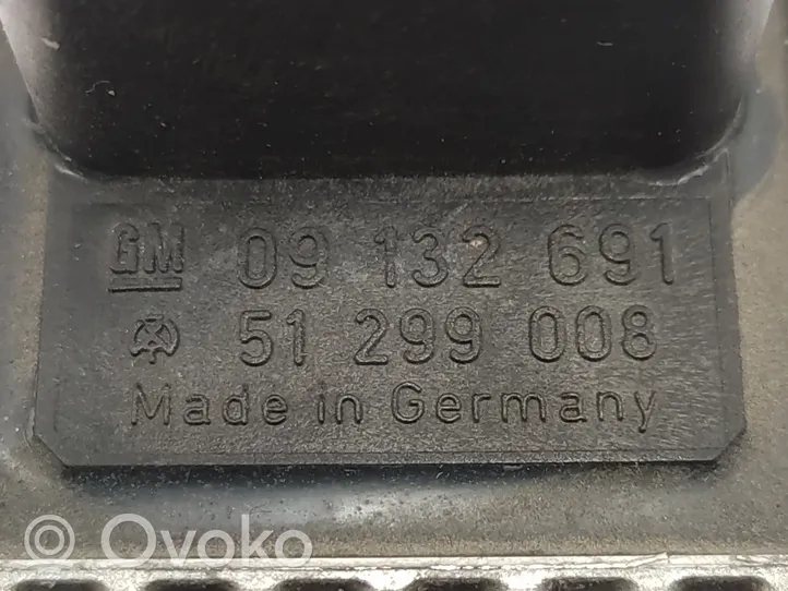 Opel Frontera B Glow plug pre-heat relay 09132691