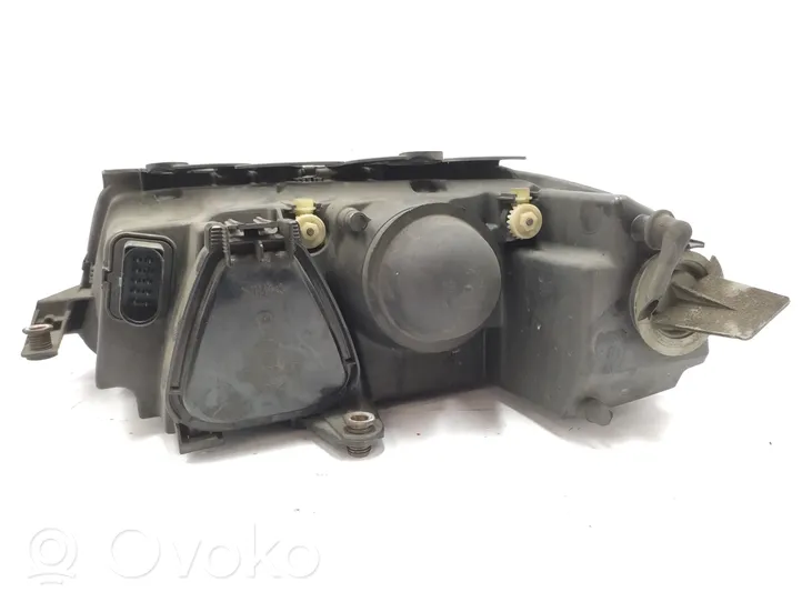 Volkswagen Passat Alltrack Lampa przednia 3B0941016AN