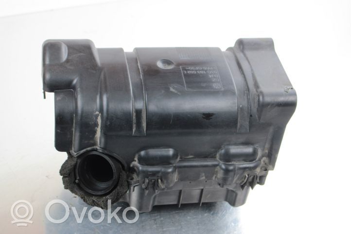 Volkswagen Tiguan Rezonator / Dolot powietrza 03C145650B