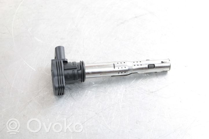 Audi A4 S4 B7 8E 8H Bobina di accensione ad alta tensione 07K905715F