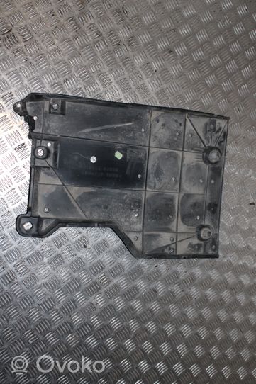 Toyota Auris E180 Copertura sottoscocca centrale 5816602030