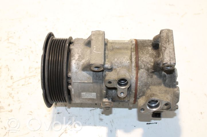 Toyota RAV 4 (XA30) Ilmastointilaitteen kompressorin pumppu (A/C) 4472601258