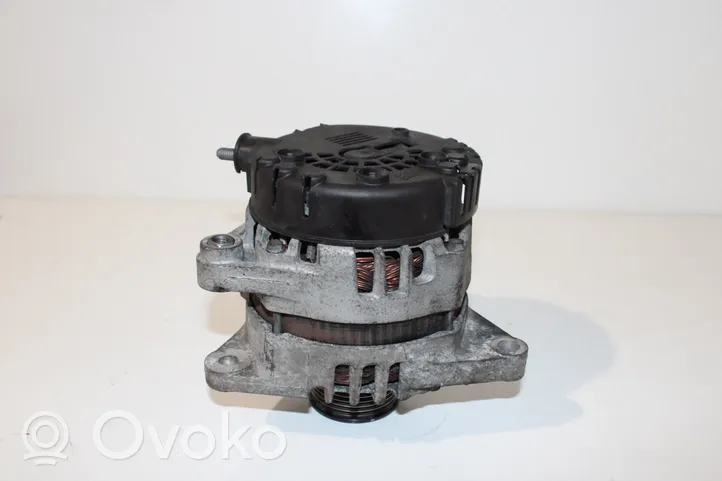 Hyundai i30 Alternator 373002A850