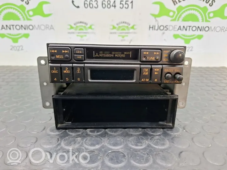 Mitsubishi Montero Panel / Radioodtwarzacz CD/DVD/GPS MR142468