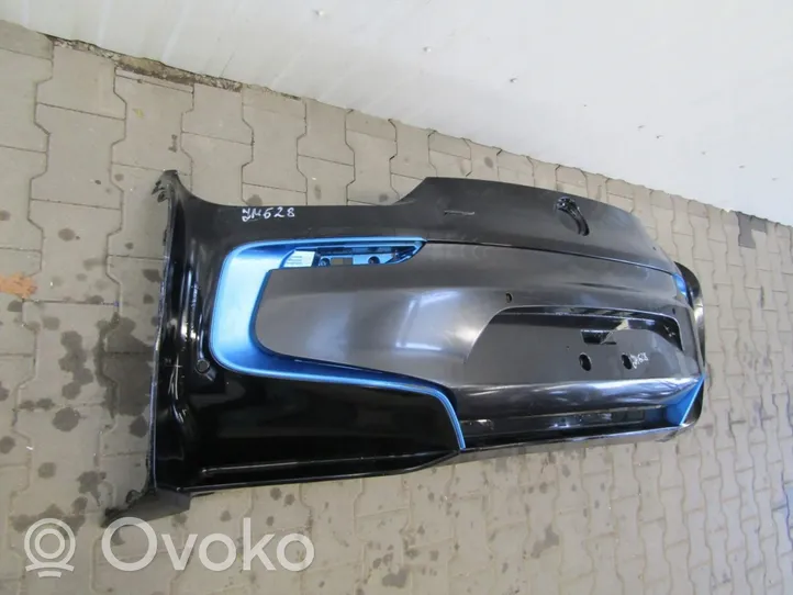 BMW i8 Rear bumper ZDERZAK