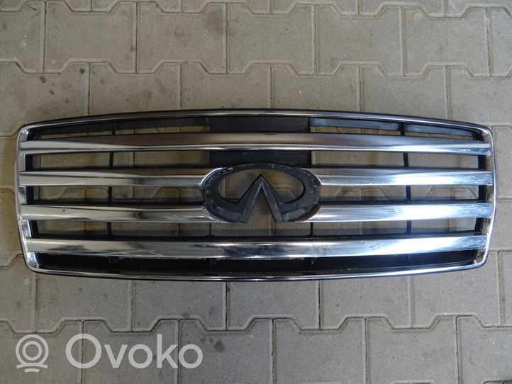 Infiniti QX56 Maskownica / Grill / Atrapa górna chłodnicy 623107S600