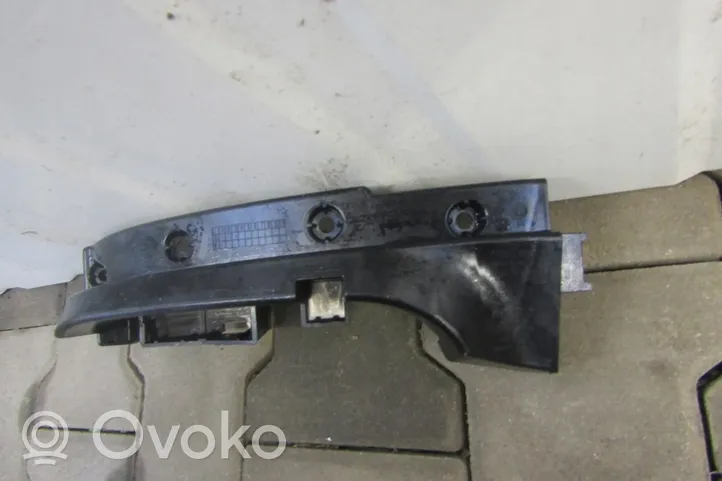 Audi Q8 Soporte de montaje del parachoques trasero 4M8807347