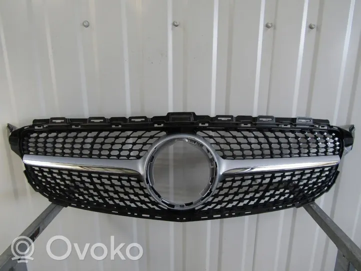 Mercedes-Benz E AMG W210 Grille de calandre avant A2058807306