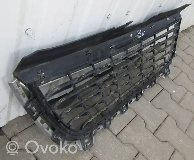 Chrysler Grand Voyager II Atrapa chłodnicy / Grill 