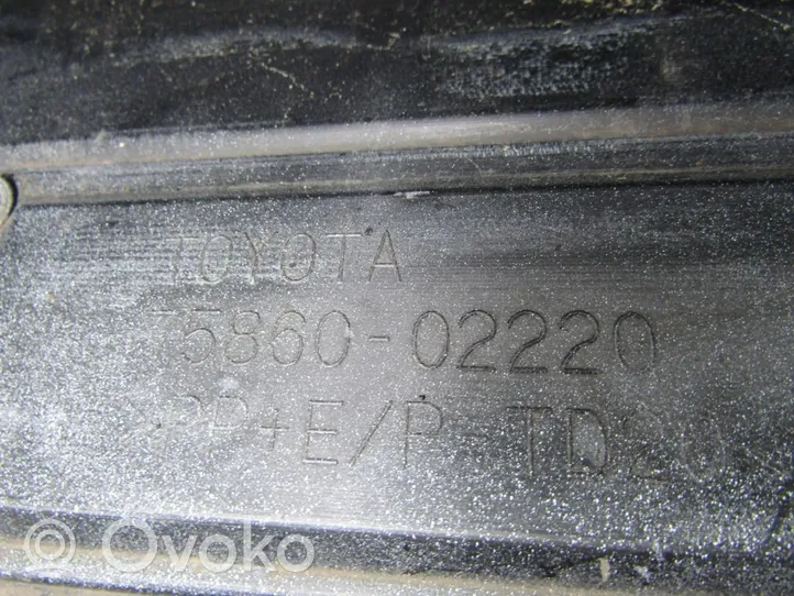 Toyota Corolla E210 E21 Etukynnys (korin osa) 75860