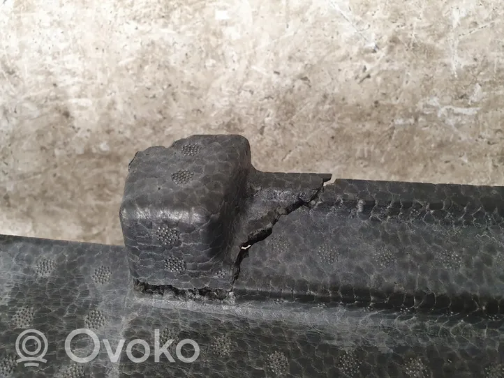 Audi Q7 4M Absorber zderzaka przedniego 