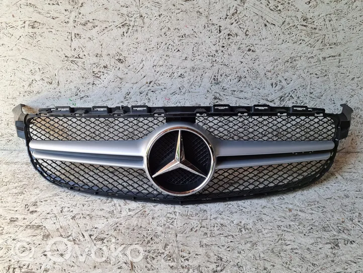 Mercedes-Benz C W205 Atrapa chłodnicy / Grill MERCEDES