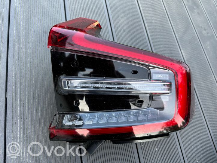 Volvo C40 Luci posteriori 