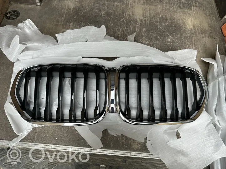 BMW X1 F48 F49 Atrapa chłodnicy / Grill 8493451