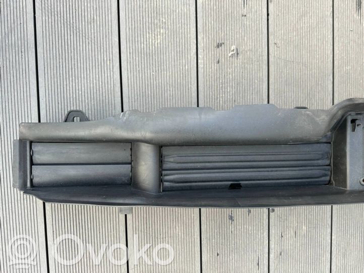 22677510 BMW X5 G05 Intercooler air guide/duct channel, 109.17 € RRR