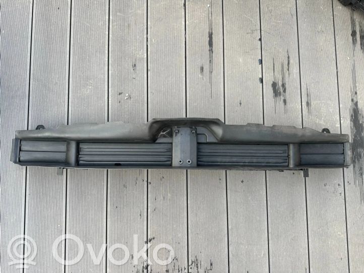 22677510 BMW X5 G05 Intercooler air guide/duct channel, 109.17 € RRR