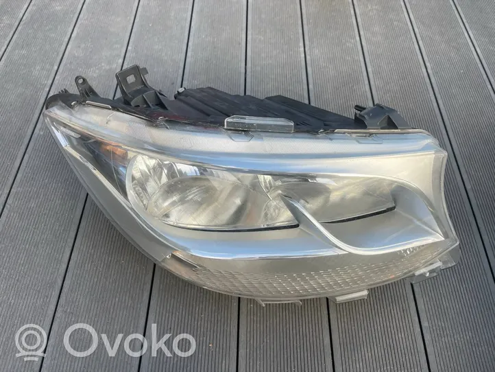 Mercedes-Benz Sprinter W907 W910 Lampa przednia A9109060100