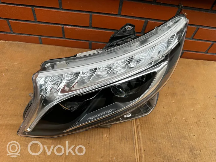 Mercedes-Benz Vito Viano W447 Lampa przednia A4479061401