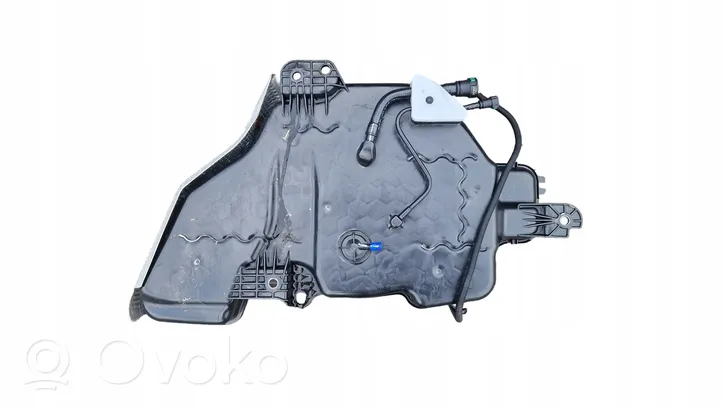 Audi Q3 8U Zbiornik płynu AdBlue 5N0131877C