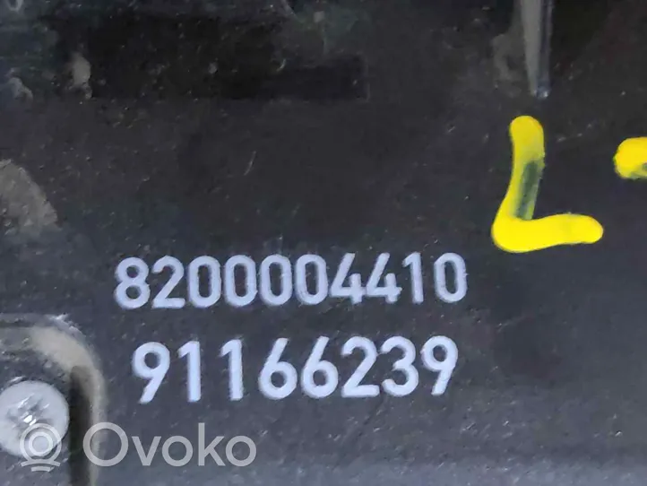 Opel Vivaro Sliding door lock 8200004410