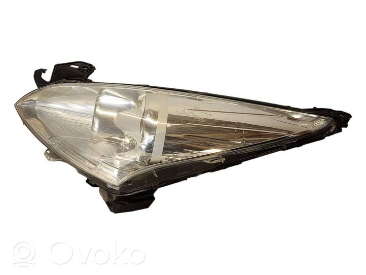 Peugeot 3008 II Lampa przednia 