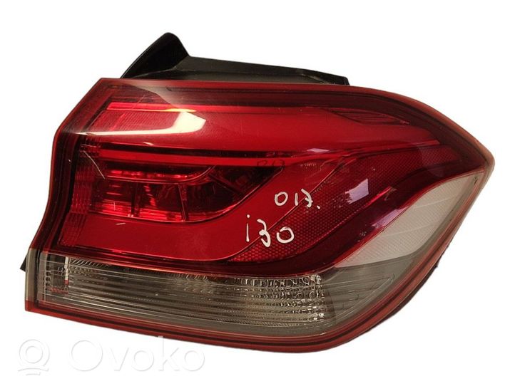 Hyundai i30 Lampy tylnej klapy bagażnika 92402G31