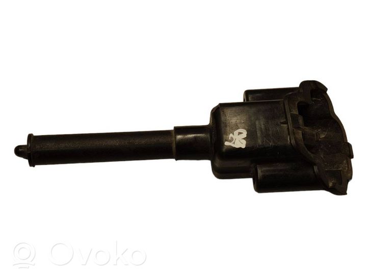 Toyota Corolla E120 E130 Ugello a spruzzo lavavetri per faro 8520702140