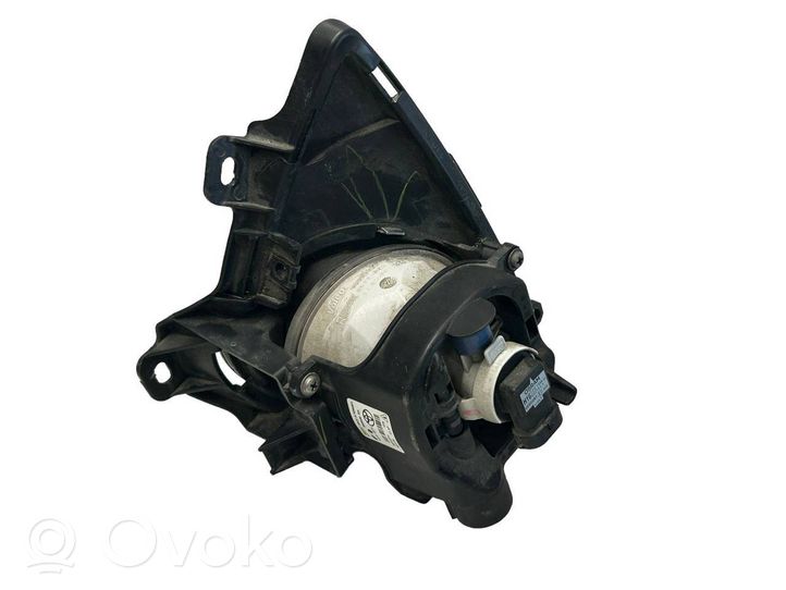 Toyota Auris 150 Feu antibrouillard avant 8121002110