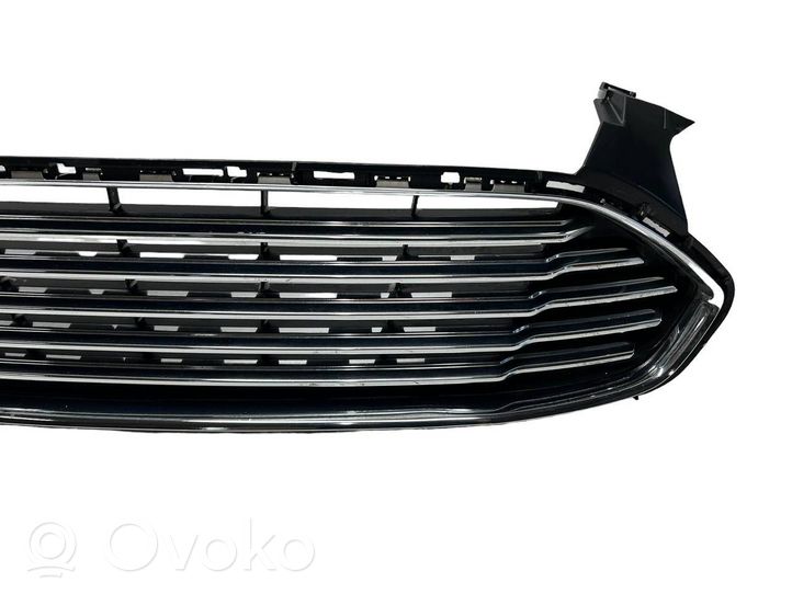 Ford Mondeo MK V Grille calandre supérieure de pare-chocs avant DS738150JW