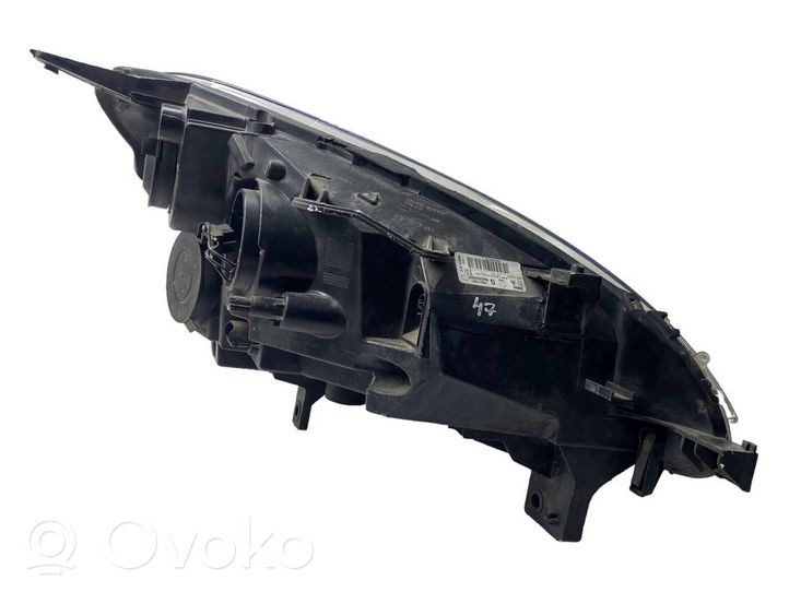 Peugeot Partner Headlight/headlamp 89317991