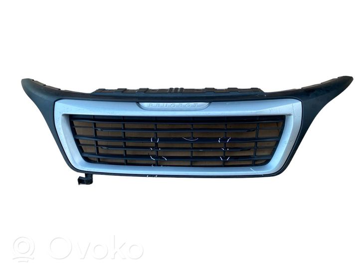 Peugeot Boxer Maskownica / Grill / Atrapa górna chłodnicy 1314847070