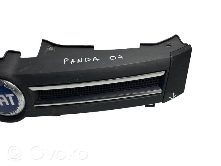 Fiat Panda II Maskownica / Grill / Atrapa górna chłodnicy 735353899