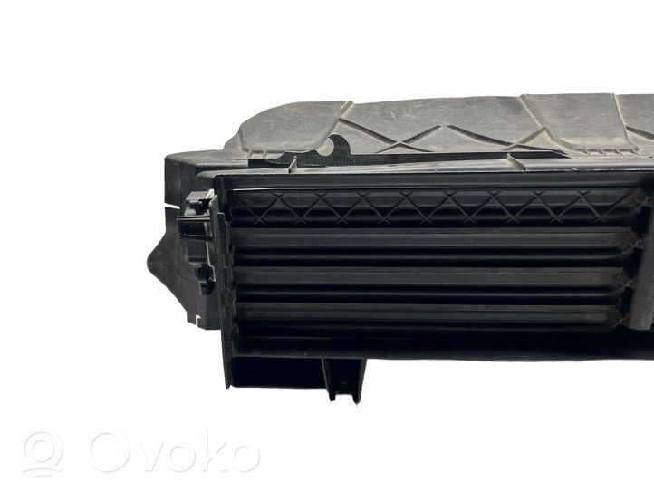 Citroen DS5 Déflecteur d'air de radiateur de refroidissement 9672653180