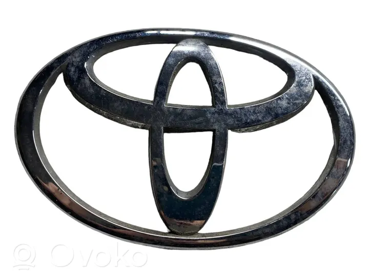 Toyota Yaris Logo, emblème de fabricant 2302