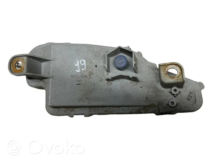 Toyota Yaris Odblask lampy tylnej 815800D060