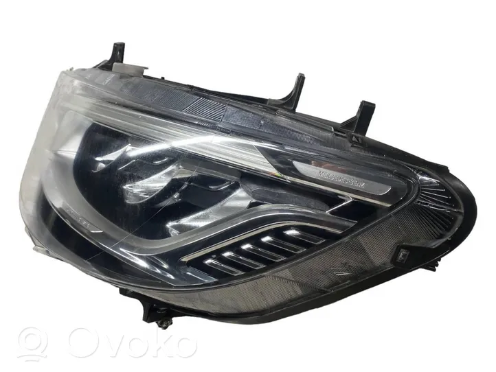 Mercedes-Benz Sprinter W907 W910 Lampa przednia 90139118AJ