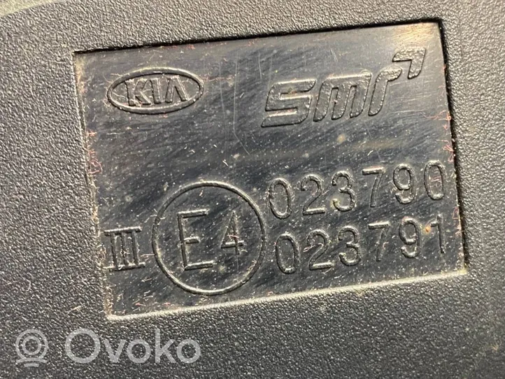 KIA Ceed Specchietto retrovisore elettrico portiera anteriore E4023790