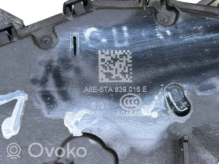 Volkswagen PASSAT B8 Etuoven lukko 45380180